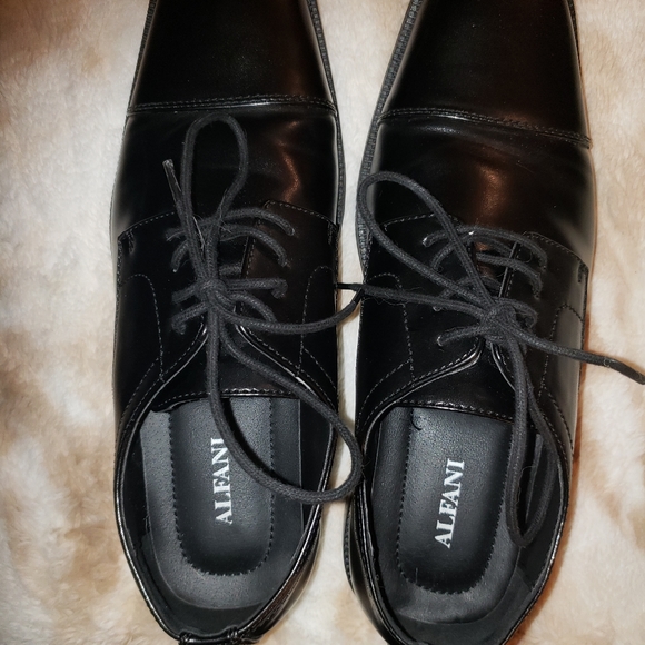 Alfani Other - Alfani Oxfords Black 9.5M